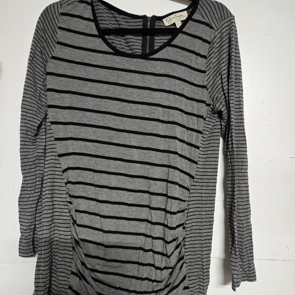 Jessica Simpson Black and Gray Ruched 3/4 Sleeve Blouse